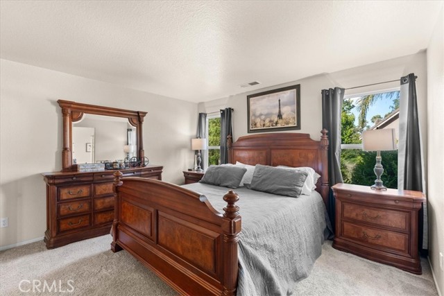 11868 Bunker Hill Drive, Rancho Cucamonga CA: https://media.crmls.org/medias/44384425-c76b-49d0-8be6-23cd5cd98e33.jpg