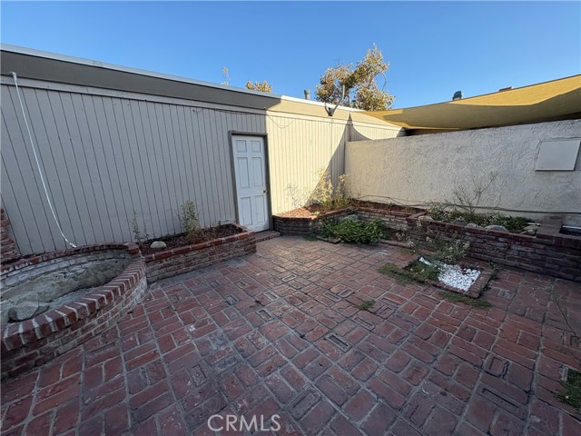 Detail Gallery Image 9 of 10 For 9727 Fremont Ave, Montclair,  CA 91763 - 3 Beds | 2/1 Baths