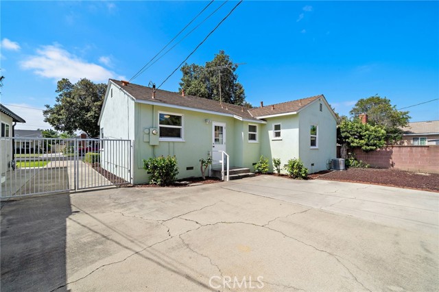 509 E Camile Street, Santa Ana CA: https://media.crmls.org/medias/4439b74d-44da-430f-a0e6-a121dee869c6.jpg