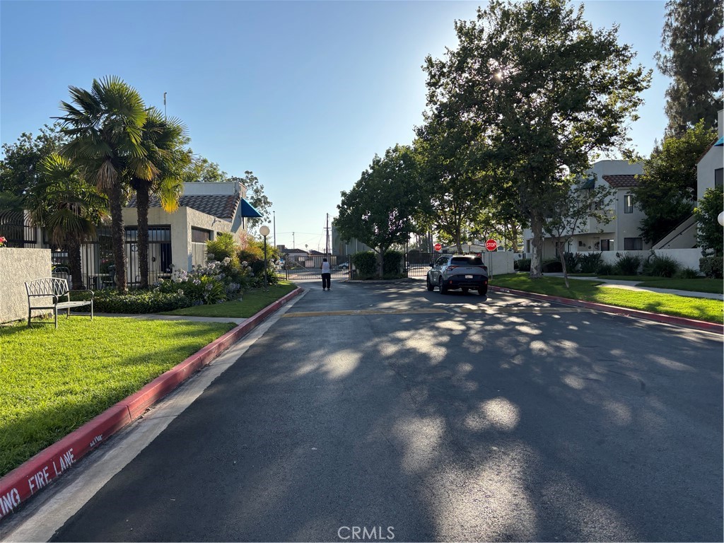 https://media.crmls.org/medias/4439f0ed-c028-4076-8b75-71813f4bdbf9.jpg?preset=X-Large
