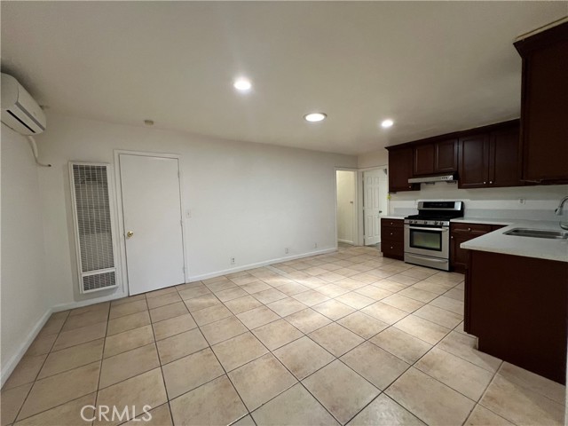 14018 Benbow Street, Baldwin Park CA: https://media.crmls.org/medias/443a8c13-fd97-4b84-b44e-af34f9be4161.jpg