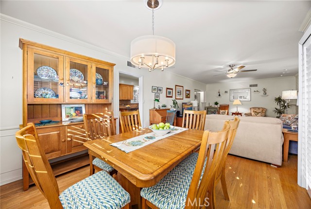 Detail Gallery Image 8 of 37 For 884 E Whitcomb Ave, Glendora,  CA 91741 - 3 Beds | 2 Baths