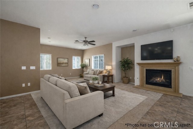 2096 Wild Thyme, San Jacinto CA: https://media.crmls.org/medias/443bbe9b-8e8a-47d2-ba65-87934aa351dc.jpg