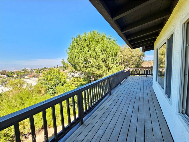11 Oaktree Lane, Rolling Hills Estates, California 90274, 4 Bedrooms Bedrooms, ,3 BathroomsBathrooms,Residential,Sold,Oaktree,SB23136436