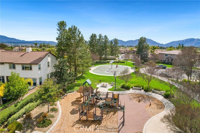 Detail Gallery Image 30 of 38 For 32255 Corte Illora, Temecula,  CA 92592 - 3 Beds | 2 Baths