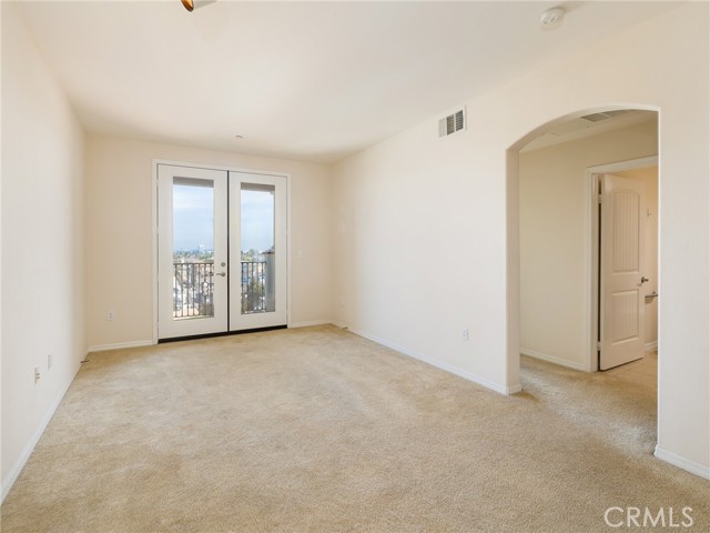 Detail Gallery Image 5 of 28 For 2001 Artesia Bld #413,  Redondo Beach,  CA 90278 - 1 Beds | 1 Baths