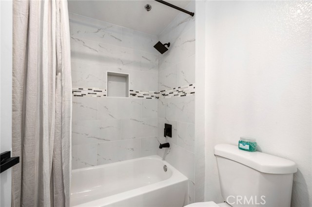 Detail Gallery Image 21 of 42 For 12141 Centralia St #208,  Lakewood,  CA 90715 - 2 Beds | 2 Baths