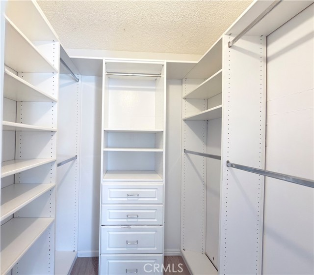 Detail Gallery Image 26 of 36 For 20930 Parthenia St #216,  Canoga Park,  CA 91304 - 1 Beds | 1 Baths