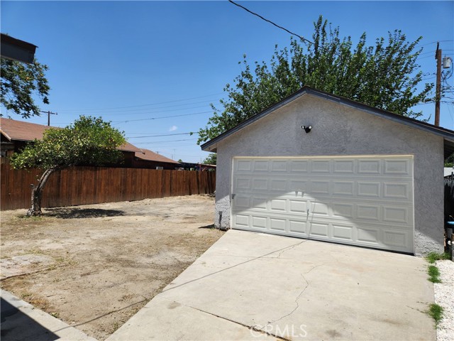 Detail Gallery Image 16 of 23 For 841 E H St, Colton,  CA 92324 - 2 Beds | 1 Baths