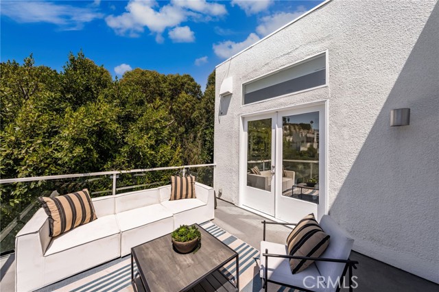 Detail Gallery Image 46 of 57 For 1690 N Crescent Heights Bld, Los Angeles,  CA 90069 - 3 Beds | 4 Baths