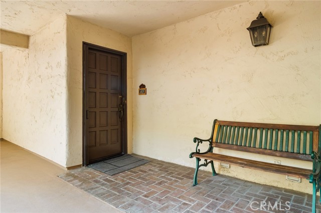 Detail Gallery Image 5 of 39 For 534 S Oak Knoll Ave #103,  Pasadena,  CA 91101 - 2 Beds | 2 Baths