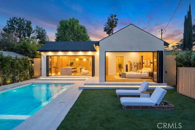 Front Image Thumbnail for CRSR26040281