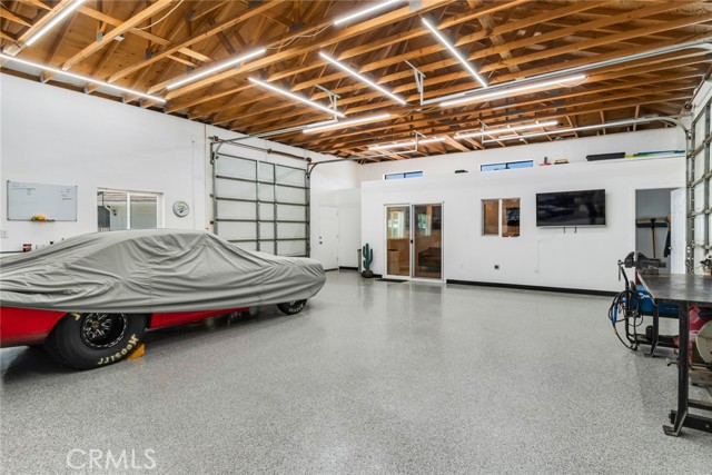 13288 Oak Crest Drive, Yucaipa CA: https://media.crmls.org/medias/4441891c-f898-425e-80da-4256293a64d1.jpg