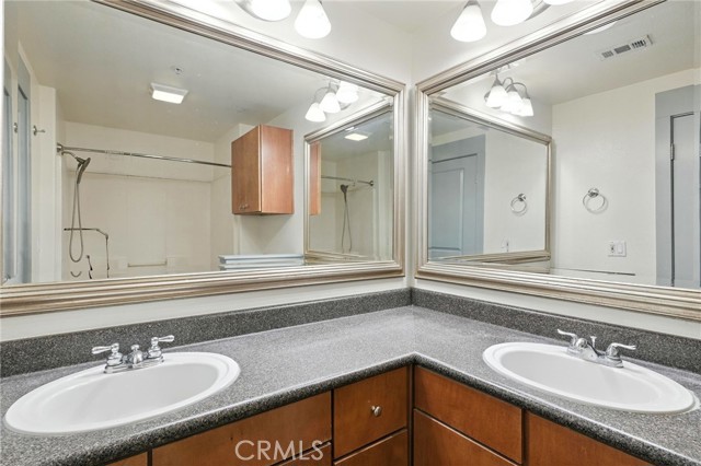 24585 Town Center Drive, Valencia CA: https://media.crmls.org/medias/4441a8f9-9aae-49f4-9ccb-443ecc3410d9.jpg