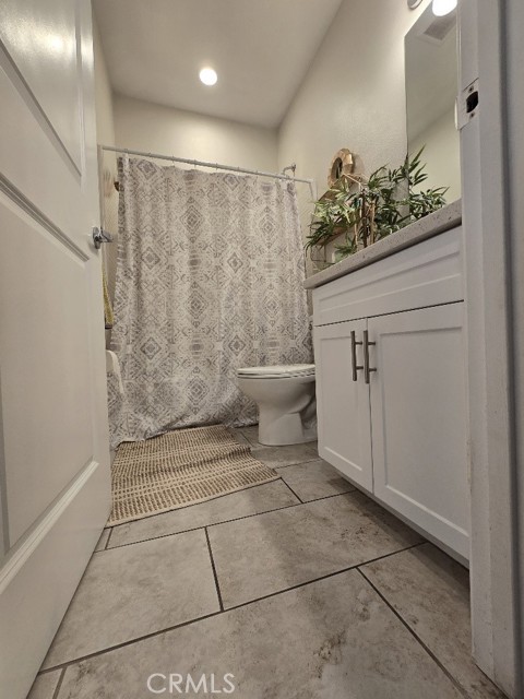 Image 8 of 19 For 9871 Alburtis Avenue 38
