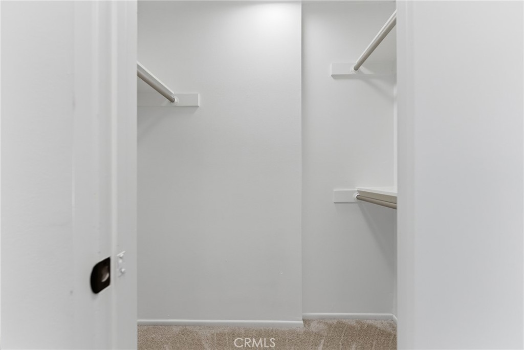 https://media.crmls.org/medias/4442303b-dee7-459f-944d-244151164b46.jpg?preset=X-Large