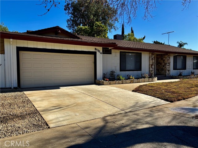 Detail Gallery Image 1 of 24 For 8064 Crosnoe Ave, Panorama City,  CA 91402 - 3 Beds | 2 Baths