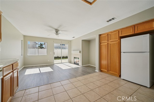 Detail Gallery Image 7 of 38 For 32255 Corte Illora, Temecula,  CA 92592 - 3 Beds | 2 Baths