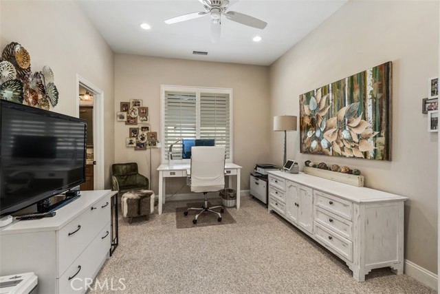 Detail Gallery Image 31 of 55 For 22919 Banbury Ct, Murrieta,  CA 92562 - 3 Beds | 3/1 Baths