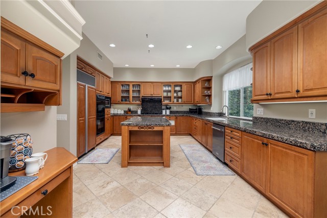 10 Spring Grove, Irvine CA: https://media.crmls.org/medias/44438ab5-cb27-4c41-b205-4e5722c6e601.jpg