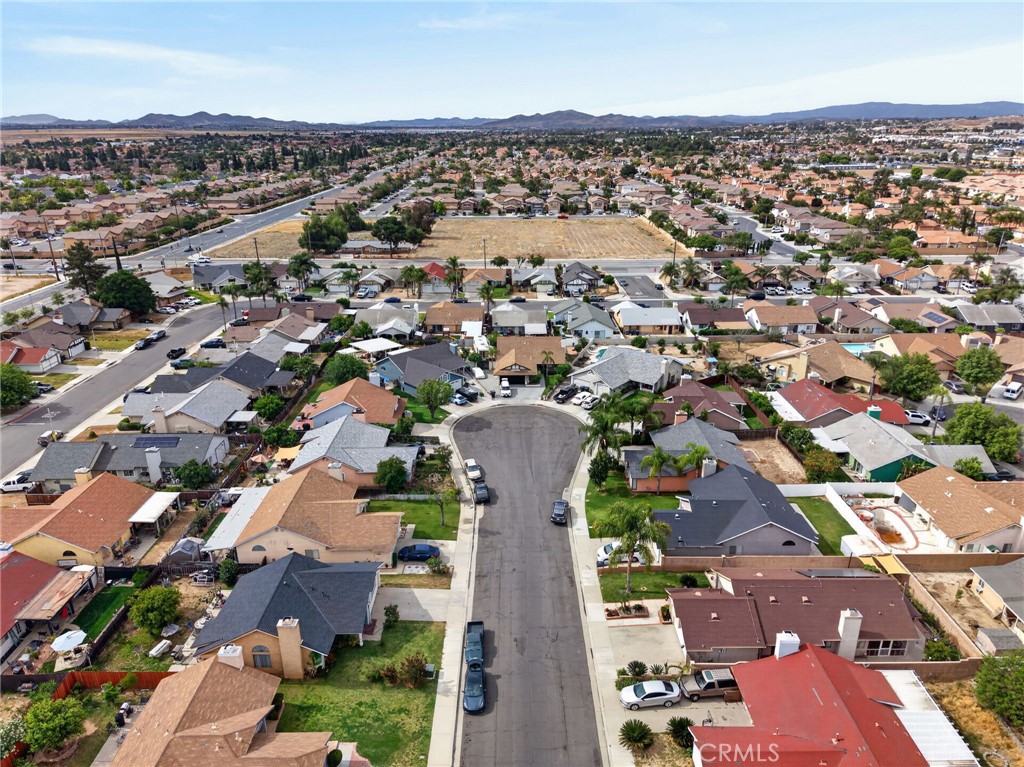 https://media.crmls.org/medias/44442179-2a9f-4da9-a617-826522622438.jpg?preset=X-Large