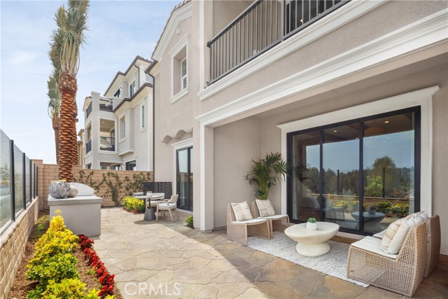 22060 Manarola Way, Walnut CA: https://media.crmls.org/medias/4444fe03-26b6-4546-b463-b53a9d47d4f3.jpg