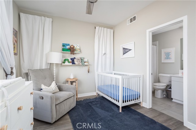 Detail Gallery Image 13 of 24 For 72 Ebb Tide Cir, Newport Beach,  CA 92663 - 3 Beds | 3/1 Baths