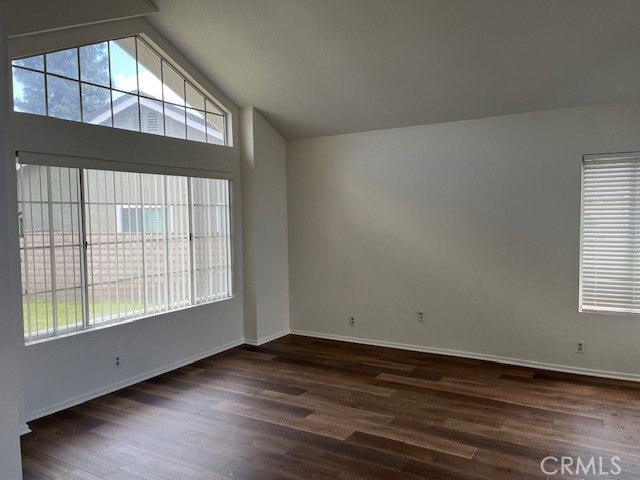 Detail Gallery Image 3 of 13 For 7215 Goldboro Ln, Riverside,  CA 92506 - 3 Beds | 2/1 Baths