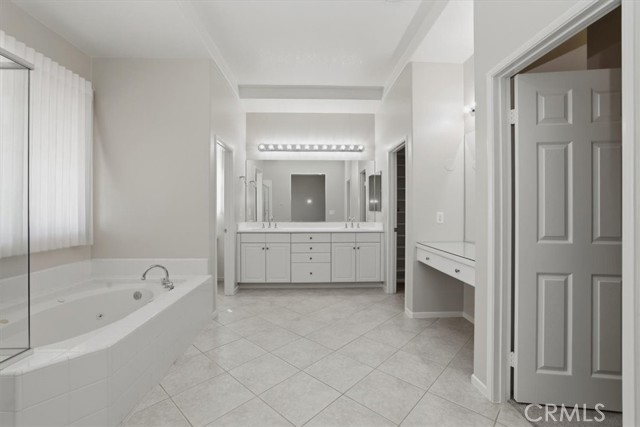 Detail Gallery Image 38 of 61 For 9849 Meadowood, Rancho Cucamonga,  CA 91737 - 4 Beds | 2/1 Baths