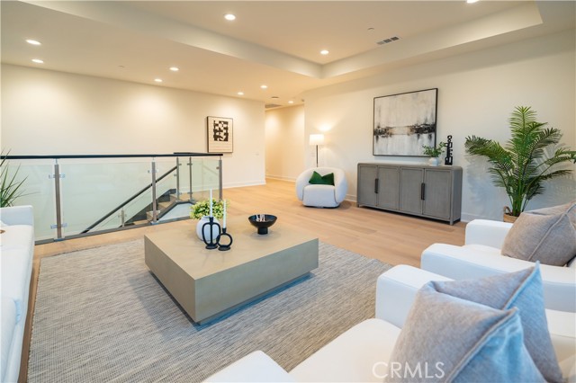 149 Somera, Irvine CA: https://media.crmls.org/medias/44495502-4c97-4b64-b82e-bf775bd9aca4.jpg