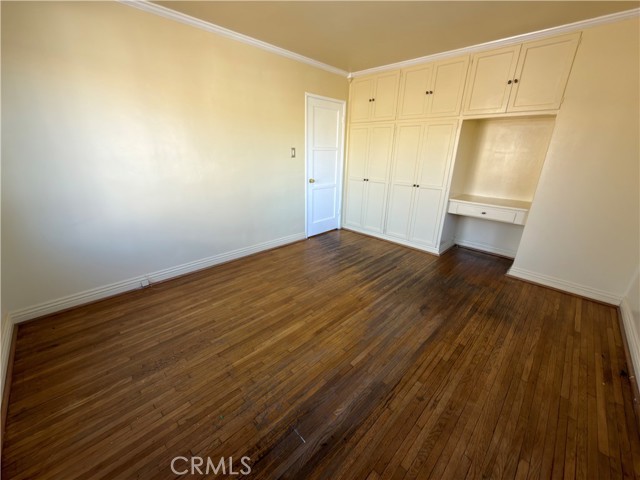 8360 Katherine Ave, Los Angeles, CA 91402 photo 8
