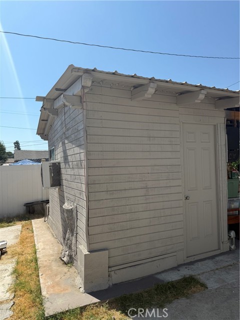 230 E 21st Street, San Bernardino CA: https://media.crmls.org/medias/444ba41c-9b15-4fcc-bacd-d22c00ad563e.jpg