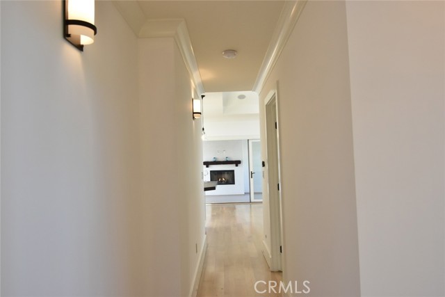 Detail Gallery Image 13 of 40 For 2521 2nd, Corona Del Mar,  CA 92625 - 3 Beds | 3 Baths