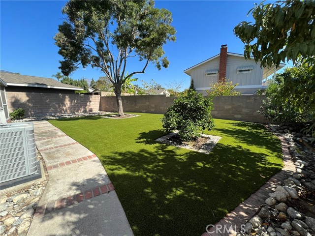 Rear yard - right side