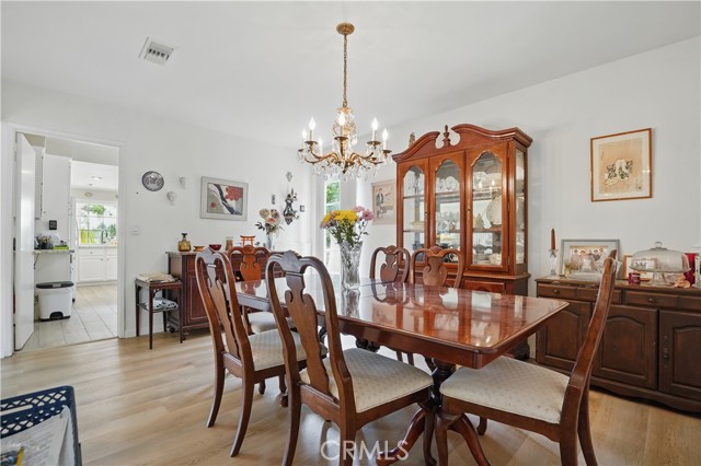Image 11 of 55 For 11806 Thunderbird Avenue