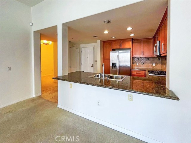 931 E Walnut Street, Pasadena CA: https://media.crmls.org/medias/444c89f1-5b9e-448f-b17a-78ea03d9c301.jpg