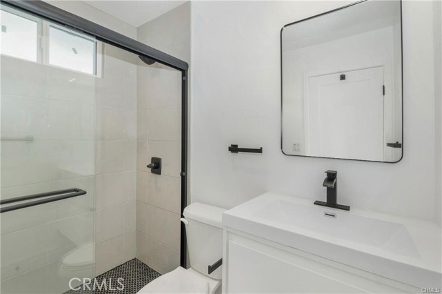 Detail Gallery Image 2 of 7 For 2450 1/2 Boulder St, Los Angeles,  CA 90033 - 3 Beds | 2/1 Baths