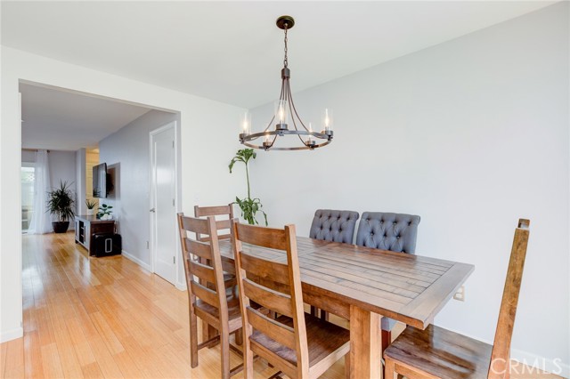 2617 Ruhland Avenue, Redondo Beach, California 90278, 2 Bedrooms Bedrooms, ,1 BathroomBathrooms,Residential,Sold,Ruhland,SB23059783