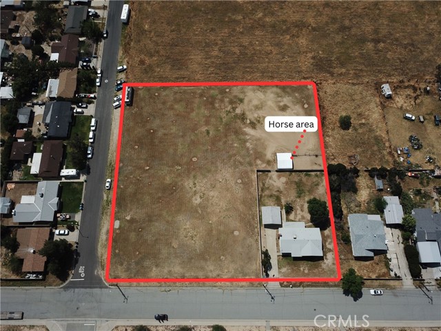 514 E Victory, Banning CA: https://media.crmls.org/medias/444cee26-6df7-4a40-a4de-2b688c0f99e7.jpg