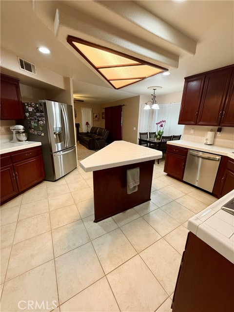 Detail Gallery Image 13 of 27 For 20567 Nathan, Riverside,  CA 92508 - 5 Beds | 3 Baths