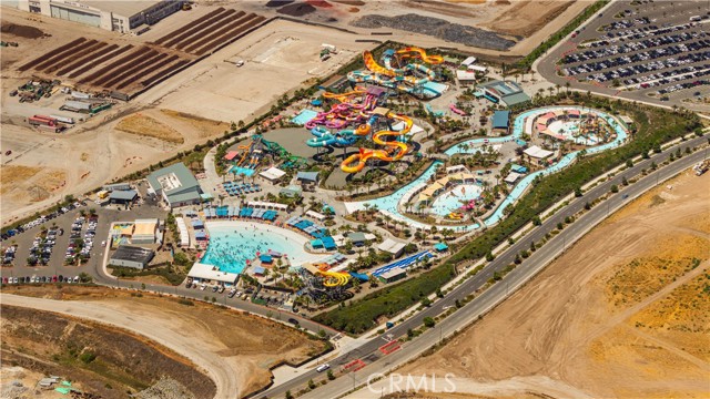 470 Lobata, Irvine CA: https://media.crmls.org/medias/444d243b-decd-42e4-b090-d9d9d122ad11.jpg