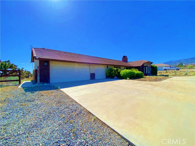 Image 3 for 11487 Mountain Rd, Pinon Hills, CA 92372