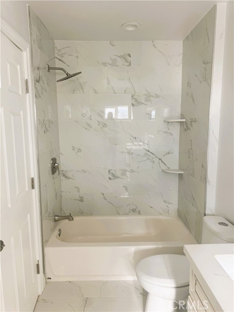 Detail Gallery Image 11 of 14 For 8401 Eucalyptus Ave, California City,  CA 93505 - 4 Beds | 2 Baths