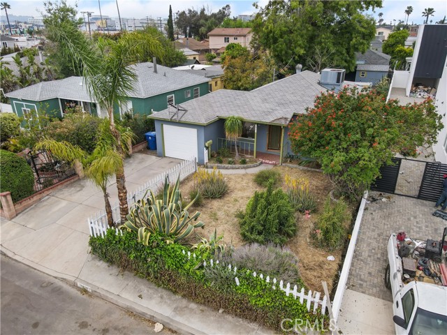 Detail Gallery Image 13 of 34 For 5647 Satsuma Ave, North Hollywood,  CA 91601 - 2 Beds | 2 Baths