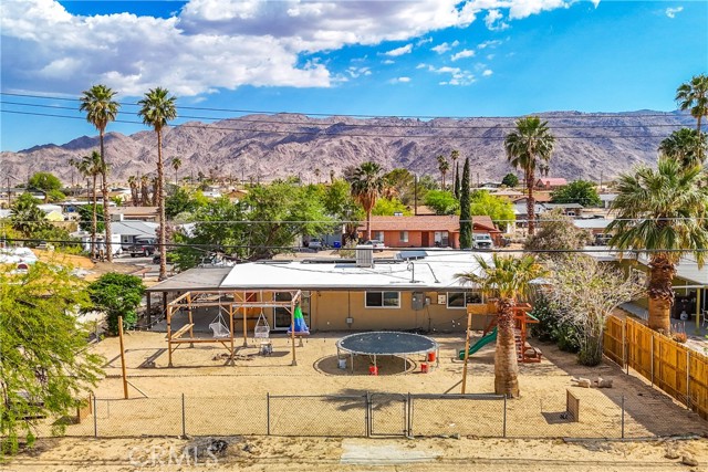 Detail Gallery Image 28 of 38 For 72420 Sunnyslope Dr, Twentynine Palms,  CA 92277 - 3 Beds | 2 Baths