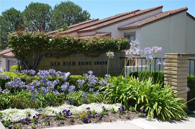 19 Seaview Drive, Rolling Hills Estates, California 90274, 3 Bedrooms Bedrooms, ,2 BathroomsBathrooms,Residential,Sold,Seaview,SB16159064