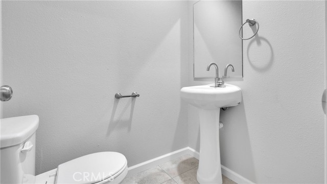 Detail Gallery Image 21 of 37 For 11181 5th Ave, Hesperia,  CA 92345 - 4 Beds | 2/1 Baths