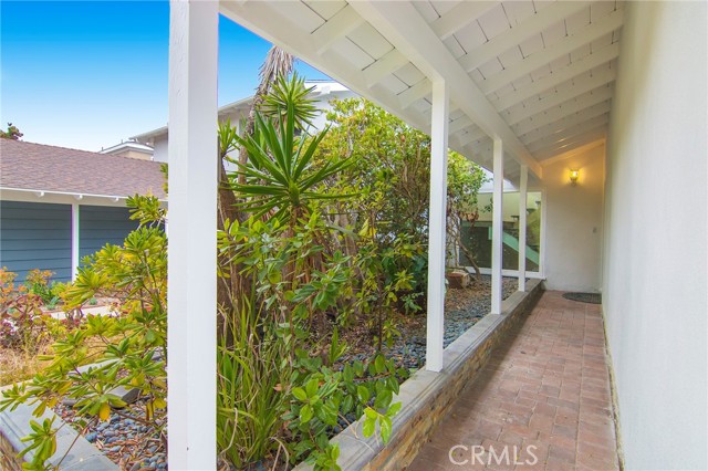 Detail Gallery Image 19 of 20 For 1206 Agate St a,  Redondo Beach,  CA 90277 - 3 Beds | 2/1 Baths