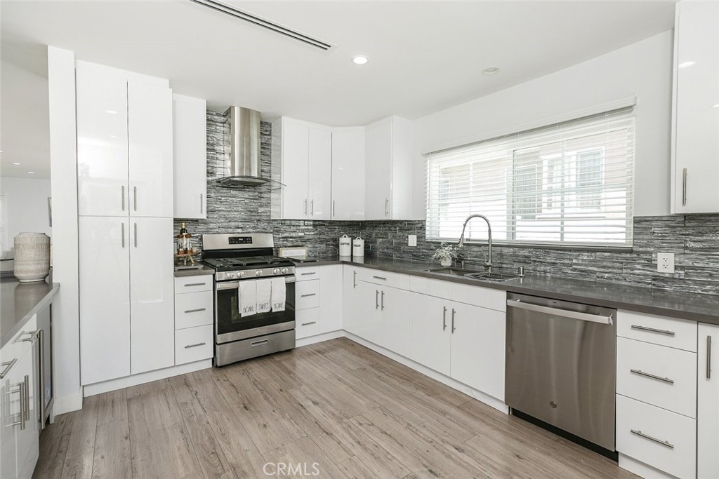 1521 N Columbus Avenue Glendale img 24