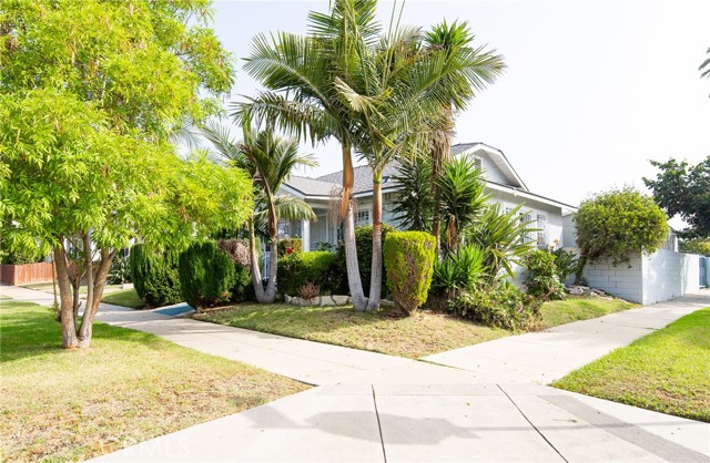 Detail Gallery Image 2 of 17 For 3528 Cimarron St, Los Angeles,  CA 90018 - 3 Beds | 2 Baths